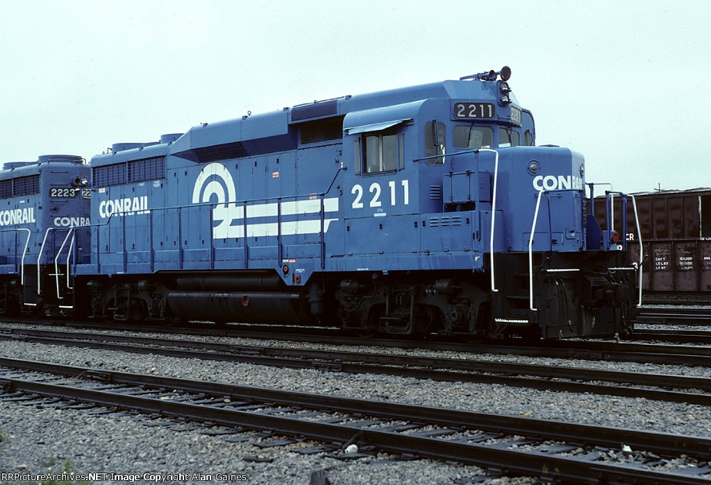 CR 2211